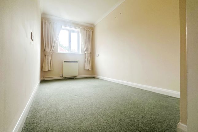 Flat for sale in George Lane, Marlborough