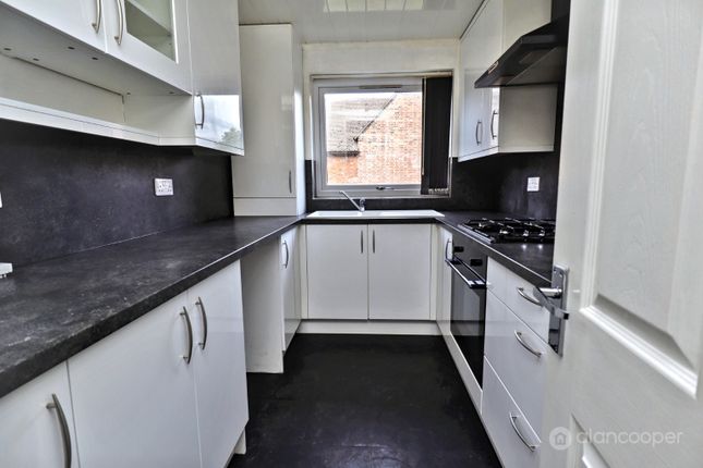 22 Beaconsfield Court, Leicester Road, Warwickshire photo 4