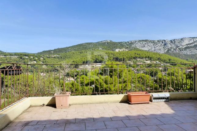 Villa for sale in Toulon, Le Faron, 83000, France