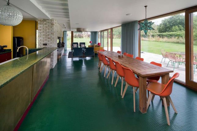 The Long House, Padmore House, Whippingham photo 3