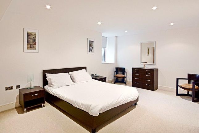 406, Cavendish House, Westminster photo 3