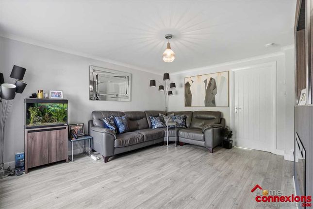2, Malcolm Gardens, Spring Bank Gardens, EAST KILBRIDE photo 4