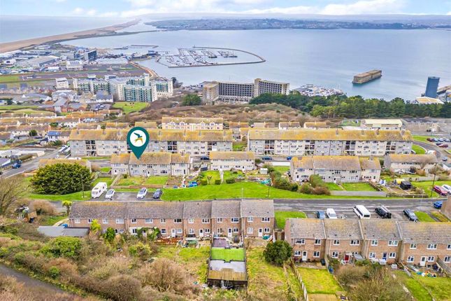 1-bed flat on 93 , East Weare Road, Portland, £70,000