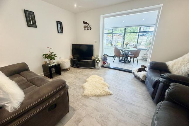 10, Church Street, Castleford photo 3