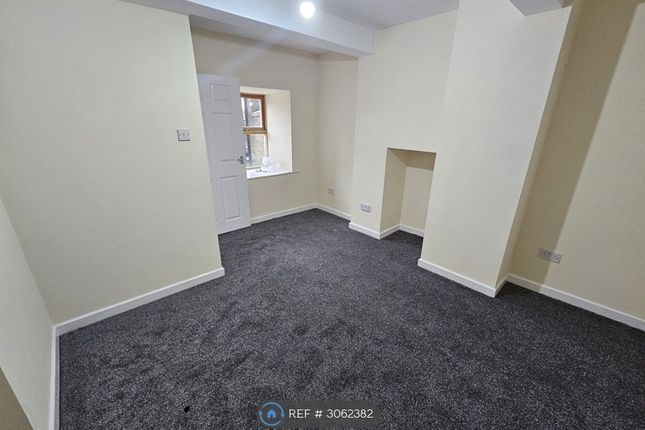 Stamford St, Stalybridge photo 2