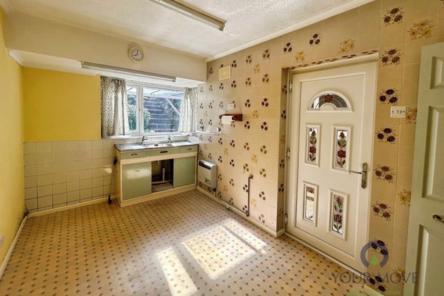 24, Winchester Drive, Swadlincote photo 2