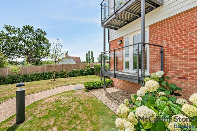 10 Weavers House, Highgate Hill, Hawkhurst photo 3