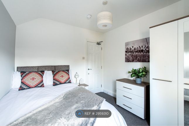 Chalkwell Road, Sittingbourne photo 5