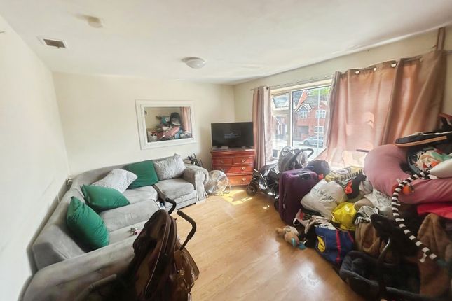 16, Pevensey Road, Leicestershire photo 2
