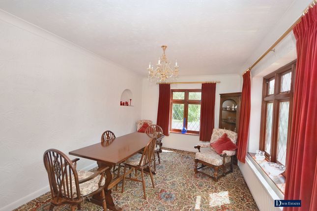 Bungalow for sale in Green Glades, Emerson Park, Hornchurch
