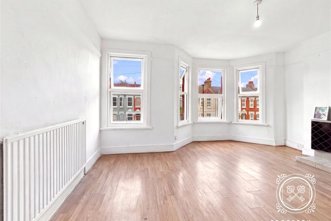 37, Cobham Road, London photo 2