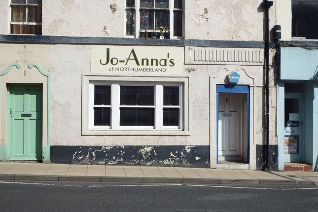 Retail premises to let in Battle Hill, Hexham