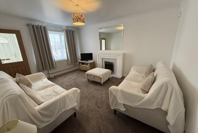 31, Castlefields, Prudhoe photo 2