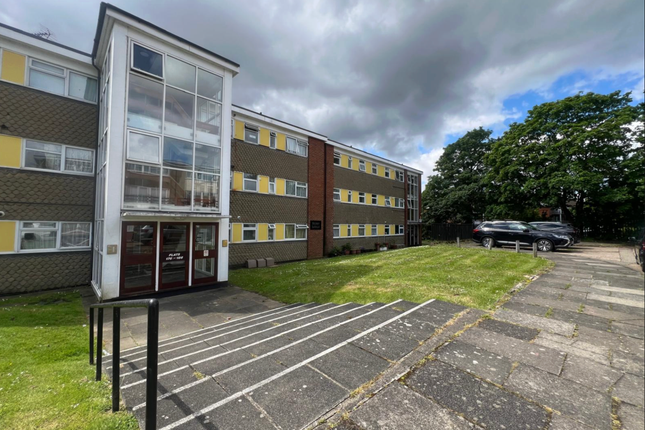 Studio flat on 152, Chalklands, Wembley, £300,000