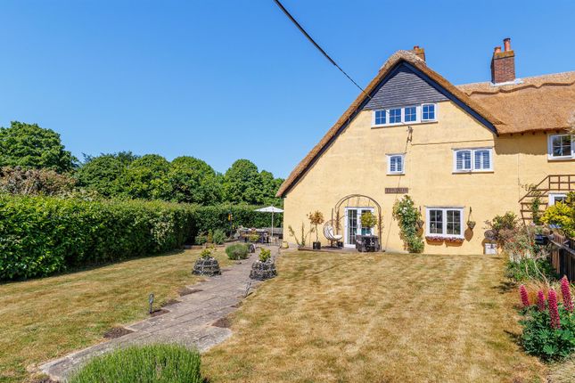 4-bed house on 2 Truckles Cottages, Beatrice Avenue, East Cowes, £597,500