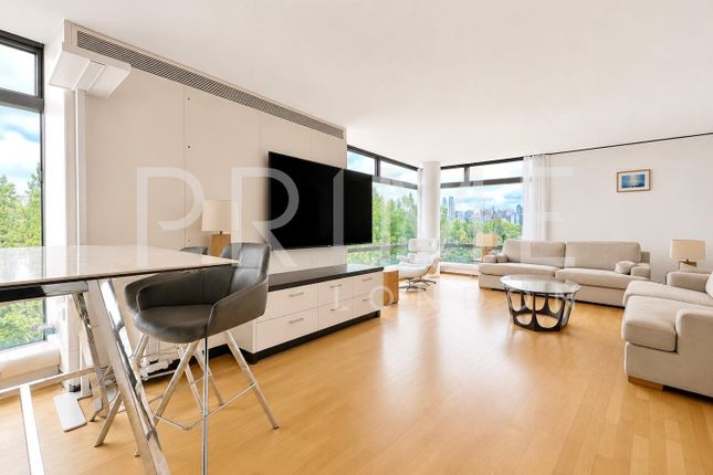 A40, Parliament View Apartments, 1 Albert Embankment photo 2