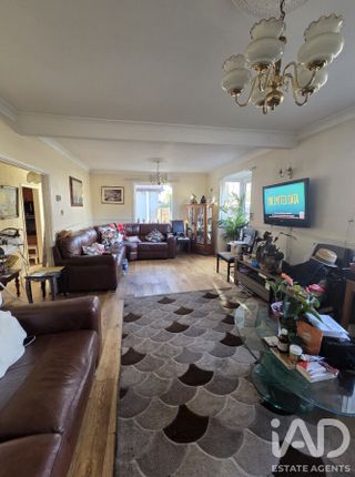 207, Rainham Road, London photo 4