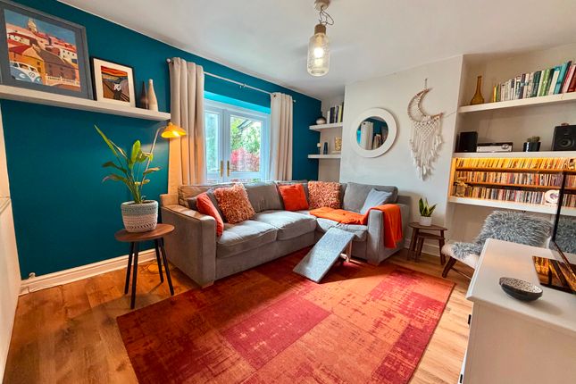 2 Fir Tree Cottage, High Street, Lydney photo 4