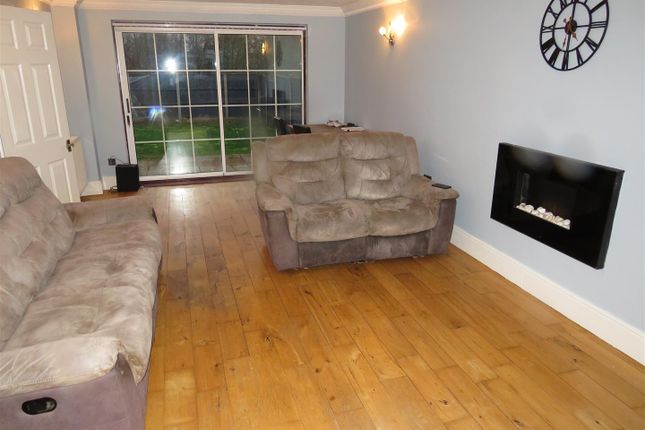56, Kingsleigh Drive, Birmingham photo 2