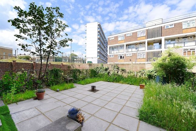 Flat 2, Trower House Wick Road, London photo 4