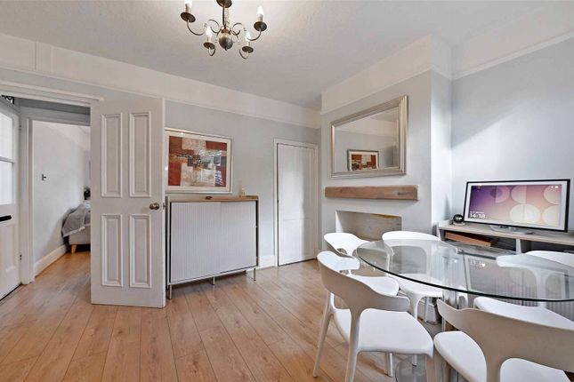 18, Victor Road, Berkshire photo 4