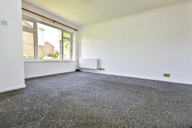 33, Thornwood Close, Eastbourne photo 5