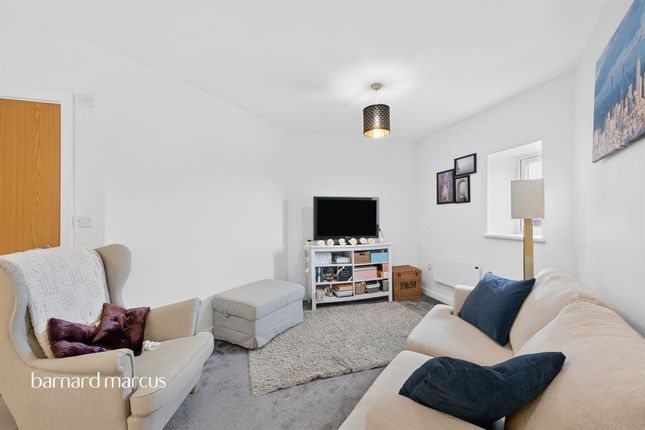 Flat 21, Parkgate House, 356, West Barnes Lane, New Malden photo 3