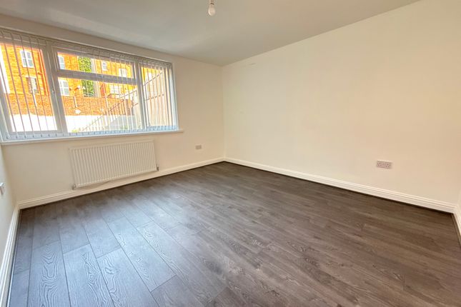 Flat 1, 1-2 North Street, Dudley photo 5