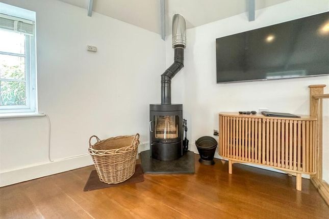 3 Chapel Row, Shute Lane, Helston photo 3