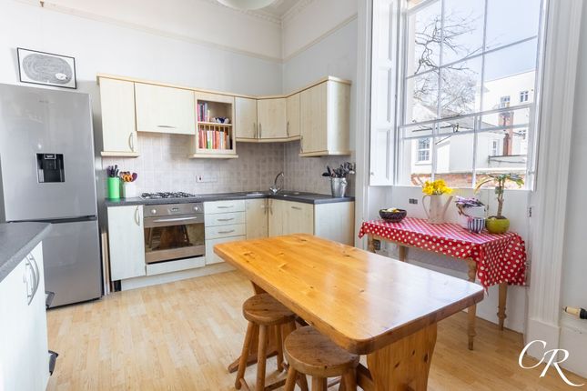 Flat 3, Ellenborough House Clarence Road, Cheltenham photo 3