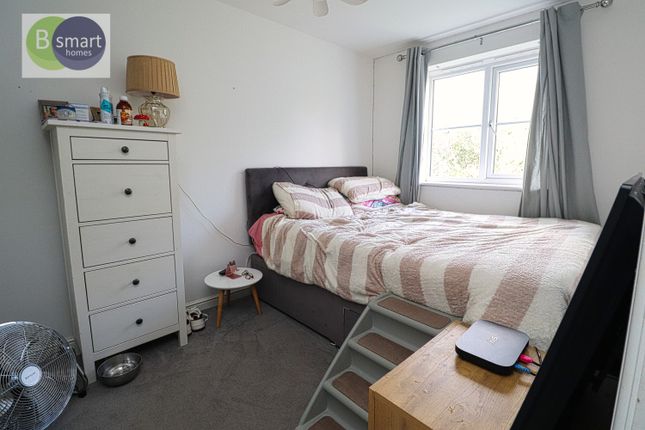 15, Blunn Croft, Mexborough photo 5