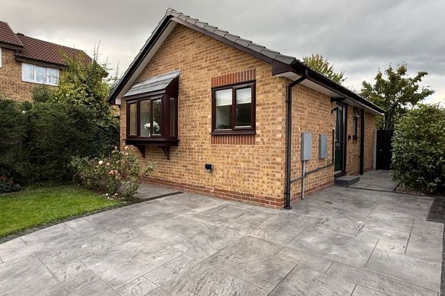 2-bed bungalow on St Helens Close Treeton, Rotherham, £200,000