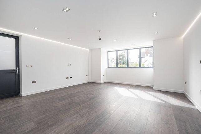 Thumbnail Flat to rent in The Ridgeway, Temple Fortune, London