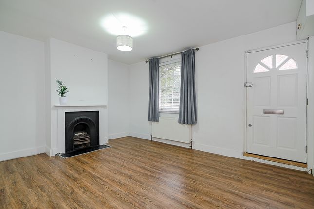 4, Castelnau Row, Barnes photo 3