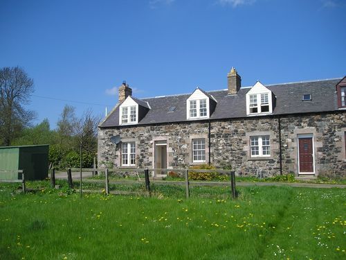 3 bedroom property to rent in Mellerstain Cottages, Gordon
