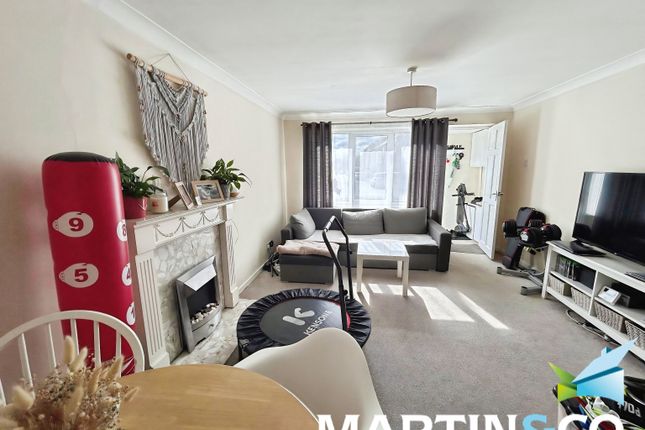 40, Belle Vue Road, West Yorkshire, United Kingdom photo 2