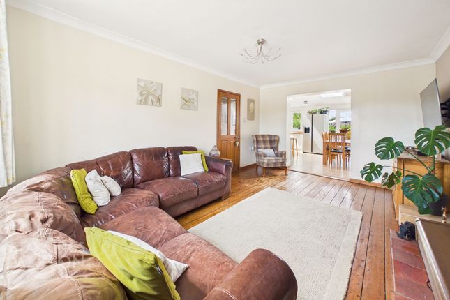 6 Grove Lane, Norwich photo 4
