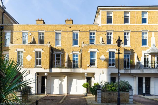 Thumbnail Terraced house for sale in Lindsay Square, London
