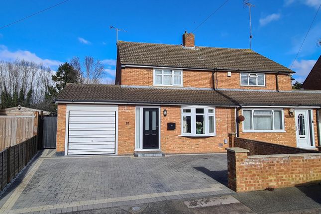 Thumbnail Semi-detached house for sale in Waterdell, Leighton Buzzard