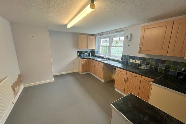6 Admiralty Street, Stonehouse, Plymouth photo 4
