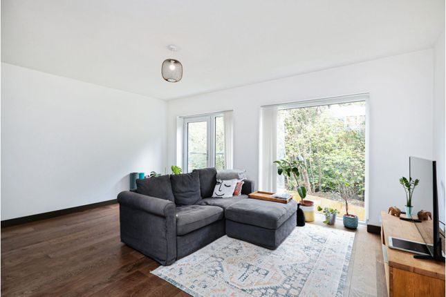 4, Greer Garson Road, Denham photo 4