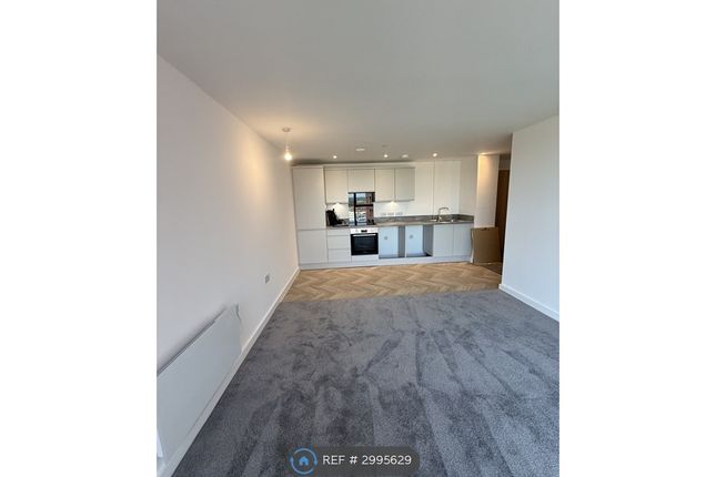 Flat  Willow Court, Ford Lane Salford, Manchester photo 3