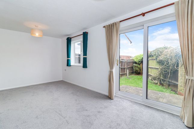 Flat for sale in Shirley Road, Abbots Langley