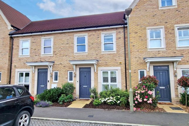 Thumbnail Terraced house for sale in Clifton Close, Bicester