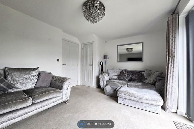 A Windermere Road, Middleton, Manchester photo 5