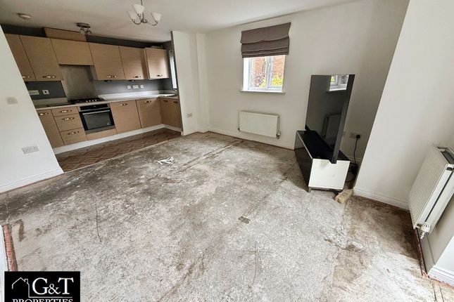 32 Wellspring Gardens, Dudley photo 3