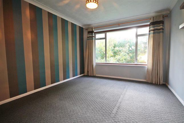 48, Raymond Avenue, Canterbury photo 5