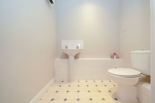 Flat 118,, Ovaltine Court, Ovaltine Drive, Hertfordshire photo 4