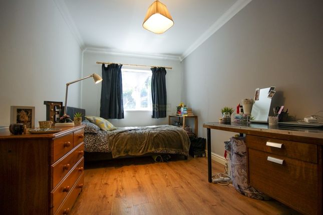 21, Luton Road, Birmingham photo 3
