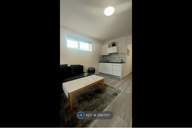 Edgwarebury Gardens, Onebed R, Edgware photo 5